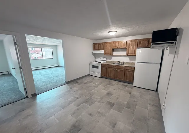 Homes for sale in Manchester, NH | 45 Log St #2F, Manchester, NH 03102 | MLS# 5099146
