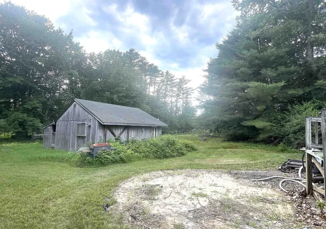 Homes for sale in New Durham, NH | 1 Tash Rd, New Durham, NH 03855 | MLS# 5099147