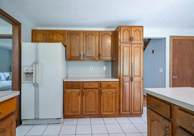 3rd image of 41 Lund Dr, Hudson, NH 03051 | MLS# 5099151