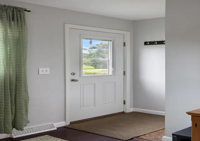 3rd image of 115 Sunny View Dr, Jericho, VT 05465 | MLS# 5099157