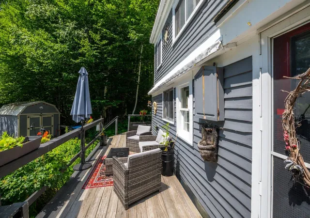 Homes for sale in South Londonderry, VT | 765 Thompsonburg Rd, South Londonderry, VT 05155 | MLS# 5099163
