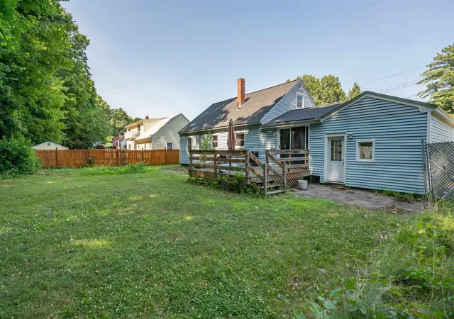 3rd image of 66 Avon Dr, Nashua, NH 03064 | MLS# 5099164