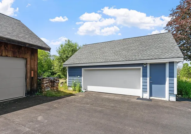 20th image of 8 Island Pond Rd, Pelham, NH 03076 | MLS# 5099176
