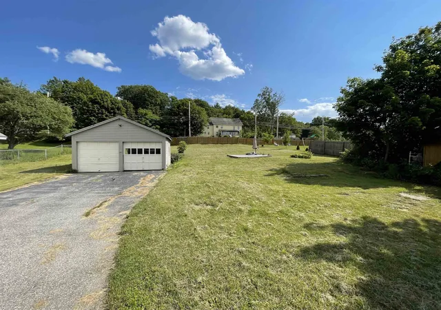 Homes for sale in Claremont, NH | 14 Hartford St, Claremont, NH 03743 | MLS# 5099180