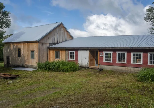 1st image of 3814 East Hill Rd, Plainfield, VT 05667 | MLS# 5099182