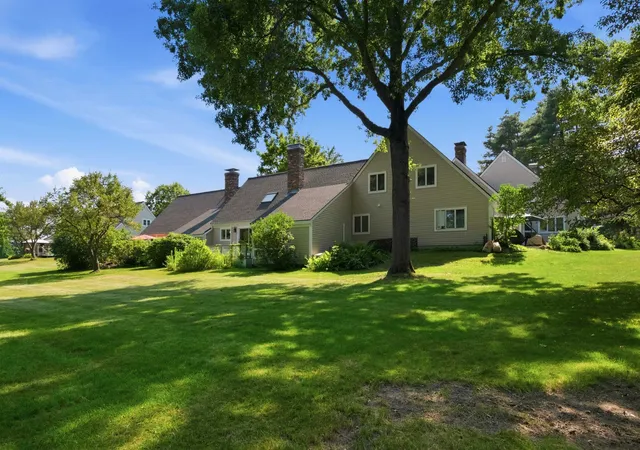 Homes for sale in Laconia, NH | 21 Fells Wy, Laconia, NH 03246 | MLS# 5099188