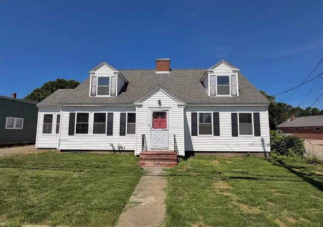 Homes for sale in Rochester, NH | 1 Church St, Rochester, NH 03839 | MLS# 5099192