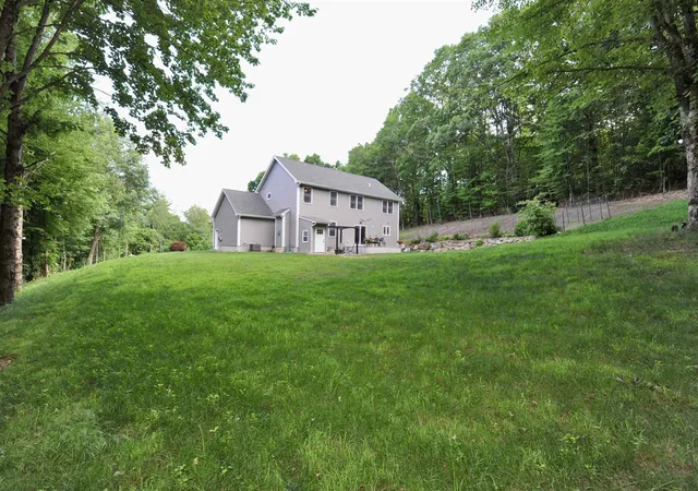 3rd image of 79 New Boston Rd, Bedford, NH 03110 | MLS# 5099208