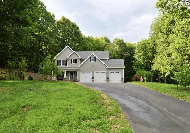 5th image of 79 New Boston Rd, Bedford, NH 03110 | MLS# 5099208