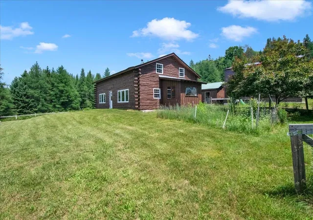Homes for sale in Barre, VT | 33 Foster Ln, Barre, VT 05641 | MLS# 5099226