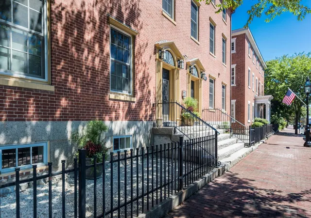 4th image of 159 State St #5, Portsmouth, NH 03801 | MLS# 5099227