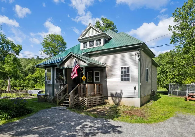 Homes for sale in Woodstock, VT | 2556 Church Hill Rd, Woodstock, VT 05091 | MLS# 5099229
