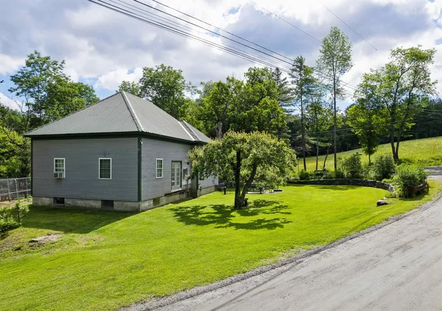 Homes for sale in Woodstock, VT | 2556 Church Hill Rd, Woodstock, VT 05091 | MLS# 5099229