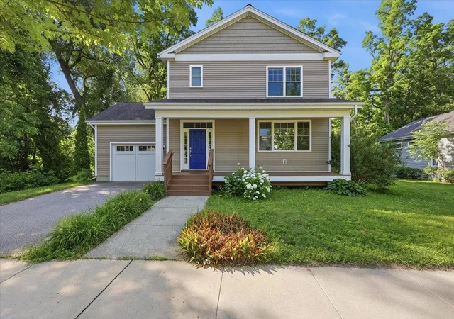 Single family home for sale at 25 Staniford Farm Rd, Burlington, VT 05408 | MLS# 5099230