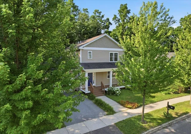 Photo 3 of Single family home for sale at 25 Staniford Farm Rd, Burlington, VT 05408 | MLS# 5099230 | Listing updated on 2026-08-31