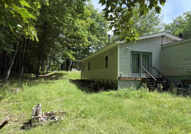 Homes for sale in Barnstead, NH | 47 Gray Rd, Barnstead, NH 03218 | MLS# 5099236