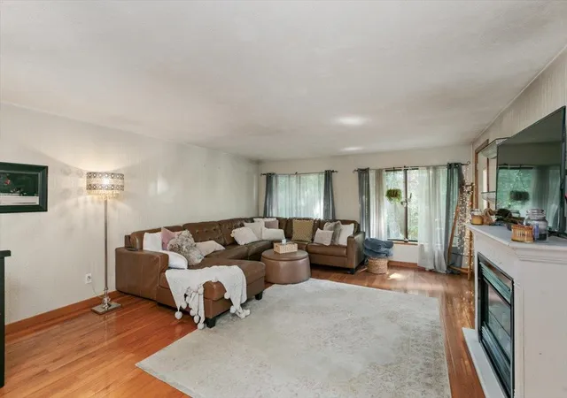 image of 53 Clement Ct, Haverhill, MA 01832 | MLS# 5099282