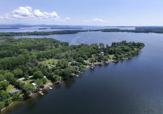 5th image of 1160 Blockhouse Point Rd, North Hero, VT 05474 | MLS# 5099293