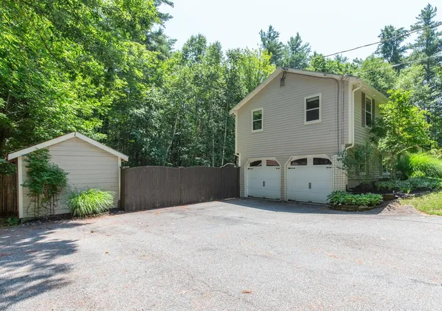 3rd image of 46 Cleveland Hill Rd, Brookline, NH 03033 | MLS# 5099298