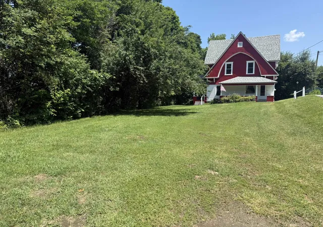 33rd image of 112 Terrace Hill St, Hardwick, VT 05843 | MLS# 5099304