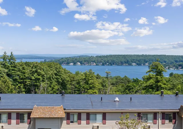 Homes for sale in Laconia, NH | 178 Treetop Cir #31, Laconia, NH 03246 | MLS# 5099309