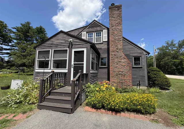 2nd image of 5 Ridgewood Ter, Exeter, NH 03833 | MLS# 5099311