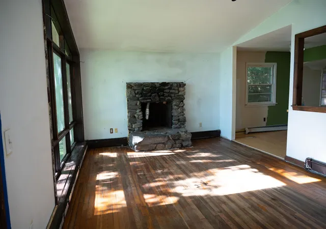 Homes for sale in Springfield, VT | 165 Dutton Farm Rd, Springfield, VT 05156 | MLS# 5099321