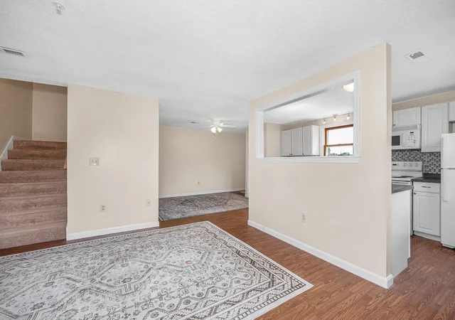 Photo 3 of Sale Pending at 614 Elmwood Dr, Hudson, NH 03051 | MLS# 5099351 | Listing updated on 2026-07-27