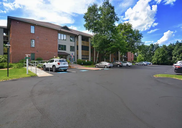 image of 500 Candlewood Park Dr #35, Nashua, NH 03062 | MLS# 5099353