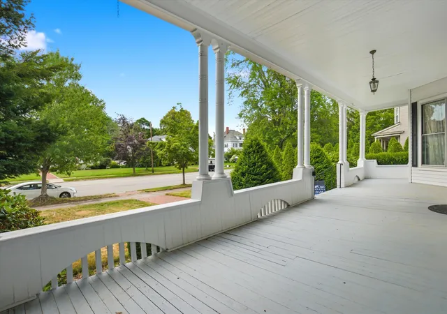 3rd image of 2108 Elm St, Manchester, NH 03104 | MLS# 5099358
