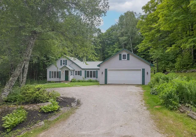 1st image of 995 Centerville Rd, East Wallingford, VT 05742 | MLS# 5099383