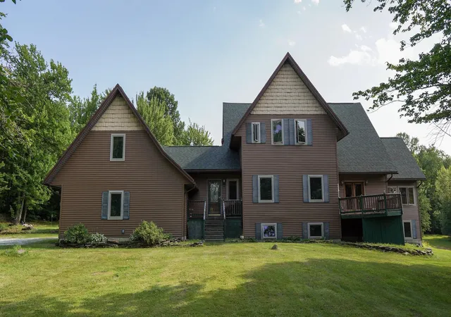 1st image of 1186 French Hill Rd, St. Albans Town, VT 05478 | MLS# 5099389