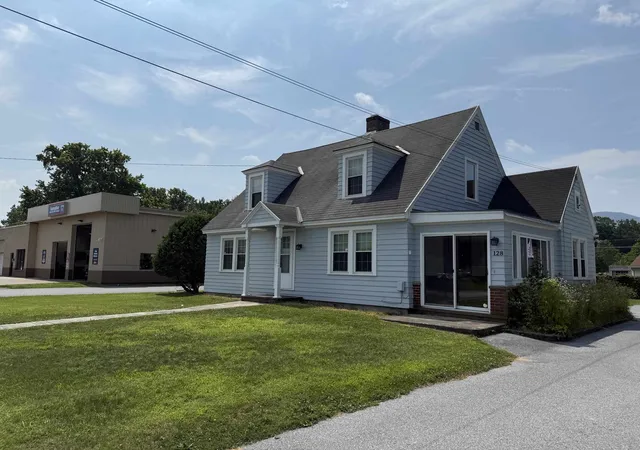 Photo 2 of Single family home for sale at 128 Northside Dr, Bennington, VT 05201 | MLS# 5099392 | Listing updated on 2026-07-16