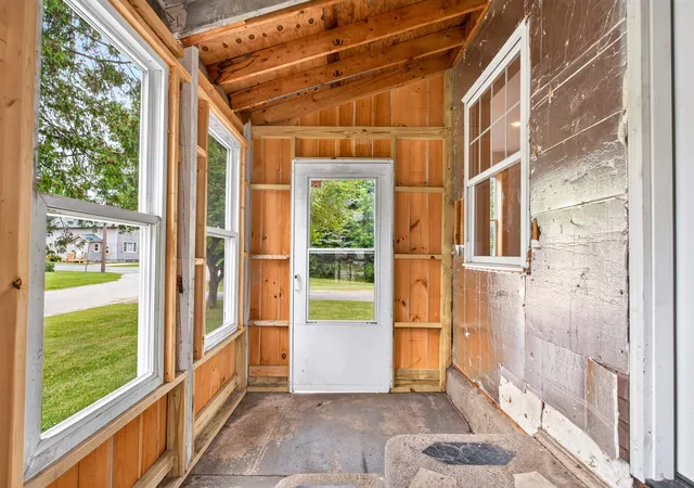 5th image of 2 Willow St, Proctor, VT 05765 | MLS# 5099403