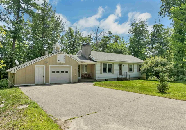 2nd image of 49 Merrill Dr, Conway, NH 03860 | MLS# 5099417