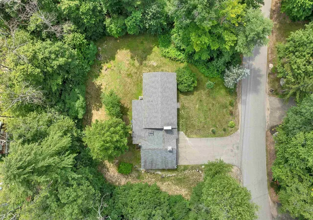 4th image of 49 Merrill Dr, Conway, NH 03860 | MLS# 5099417