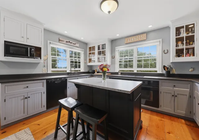 Photo 4 of Single family home for sale at 72 Old Northfield Rd, Hinsdale, NH 03451 | MLS# 5099423 | Listing updated on 2026-09-10