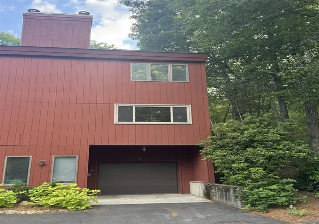 Homes for sale in Brattleboro, VT | 9 Evergreen Ln, Brattleboro, VT 05301 | MLS# 5099429