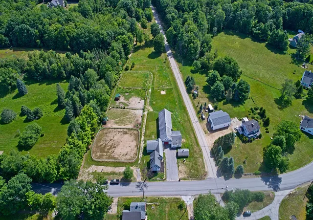 Photo 3 of Sale Pending at 131 South Rd, Deerfield, NH 03037 | MLS# 5099430 | Listing updated on 2026-08-28