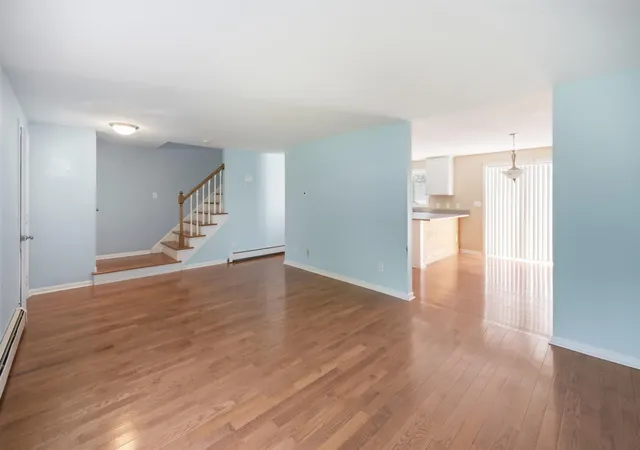Photo 2 of Townhouse for sale at 9 Crane Crossing Rd #5-1, Plaistow, NH 03865 | MLS# 5099435 | Listing updated on 2026-07-19