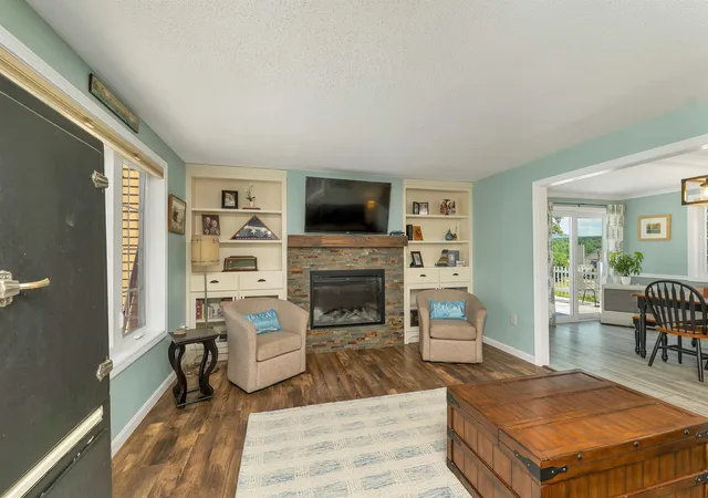 2nd image of 53 Garden Cir, Laconia, NH 03246 | MLS# 5099448