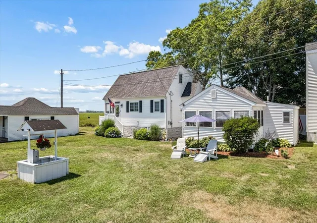 Homes for sale in Hampton, NH | 515 Winnacunnet Rd #8, Hampton, NH 03842 | MLS# 5099449