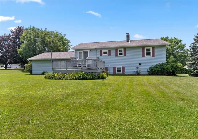 5th image of 17 Meadowbrook Ln, St. Albans Town, VT 05478 | MLS# 5099457