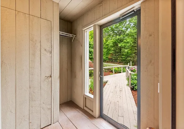 Photo 3 of Townhouse for sale at 33 Niblick Ln #33, Grantham, NH 03753 | MLS# 5099485 | Listing updated on 2026-08-05