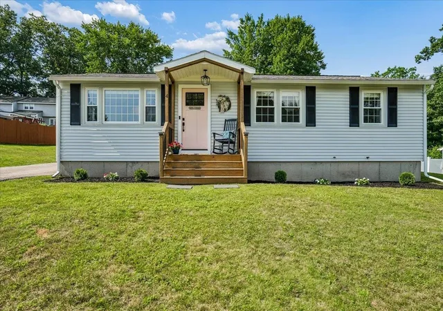 1st image of 4 Sprucewood Ave, Nashua, NH 03062 | MLS# 5099492