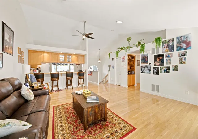 4th image of 24 Linden Dr, Hampstead, NH 03826 | MLS# 5099506