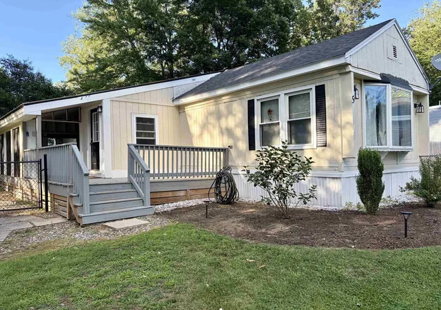 1st image of 5 Margaret Ave, Raymond, NH 03077 | MLS# 5099513