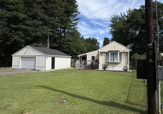 2nd image of 5 Margaret Ave, Raymond, NH 03077 | MLS# 5099513
