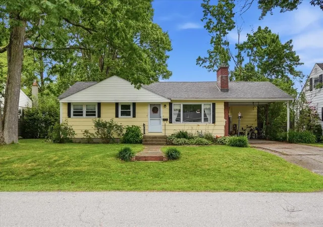 1st image of 17 Rotunda Ave, Essex Junction, VT 05452 | MLS# 5099549