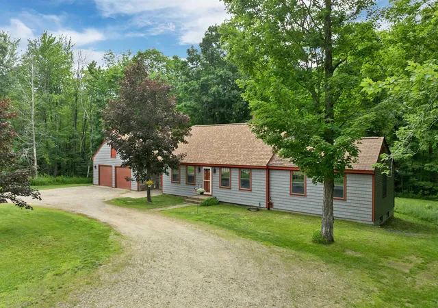 Homes for sale in Gilford, NH | 36 Glidden Rd, Gilford, NH 03249 | MLS# 5099552